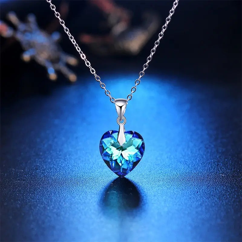 BettyRae - Lenora Caerwyn Jewelry Set White Gold