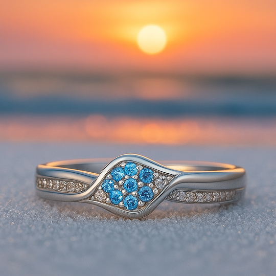 BettyRae - Ring in silver with blue crystal