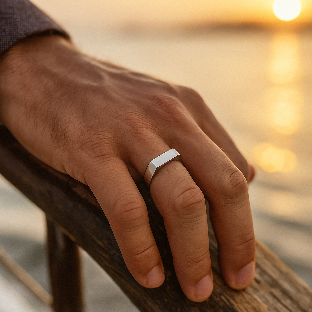 BettyRae - Essential water line ring