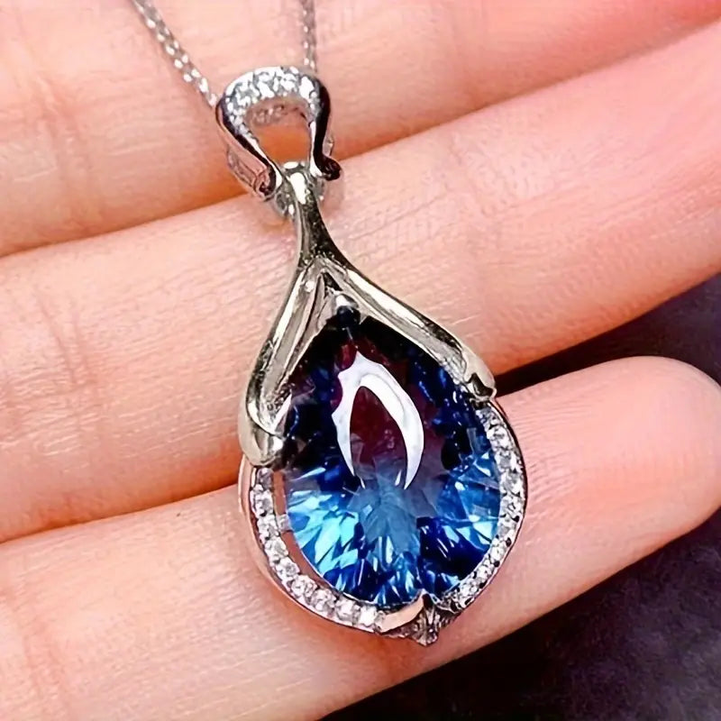 BettyRae - Alindra Feymorra Necklace White Gold