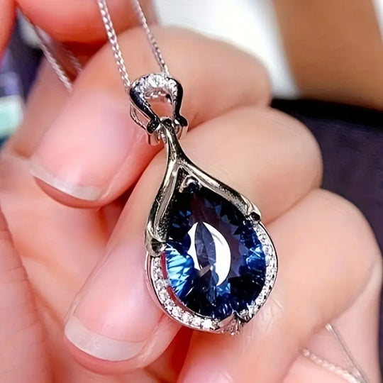 BettyRae - Alindra Feymorra Necklace White Gold