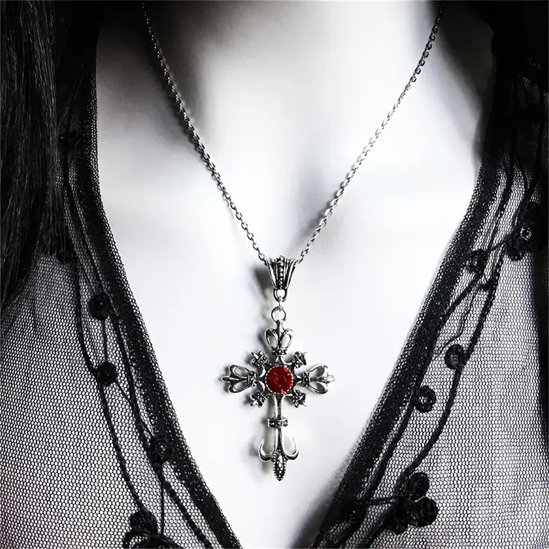 BettyRae - Noirelle Necklace White Gold