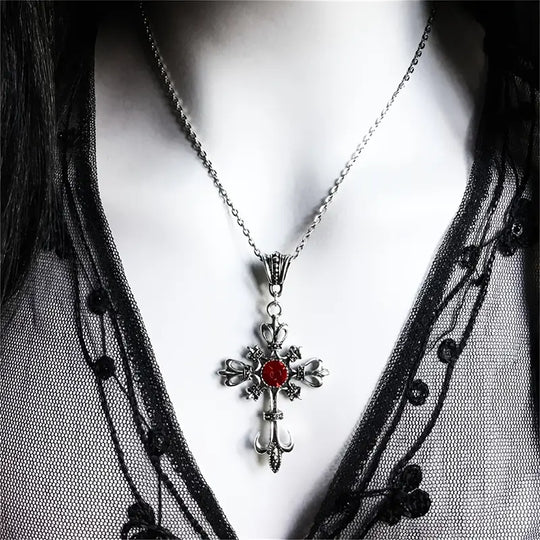 BettyRae - Noirelle Necklace White Gold