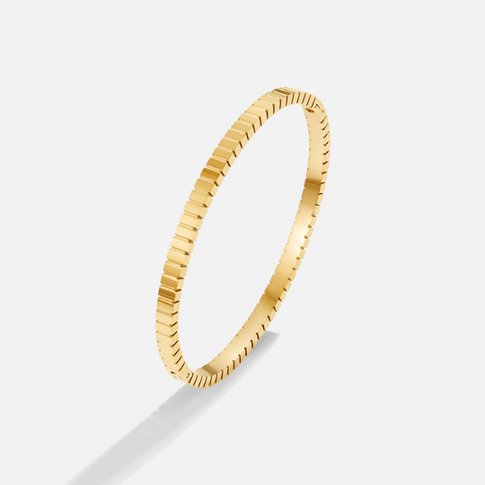 BettyRae - Gold Bangle