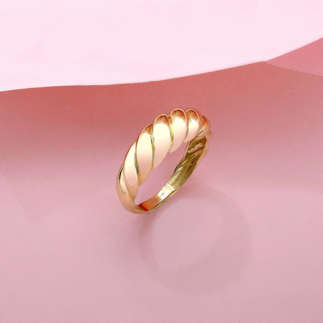 BettyRae - Croissant Ring