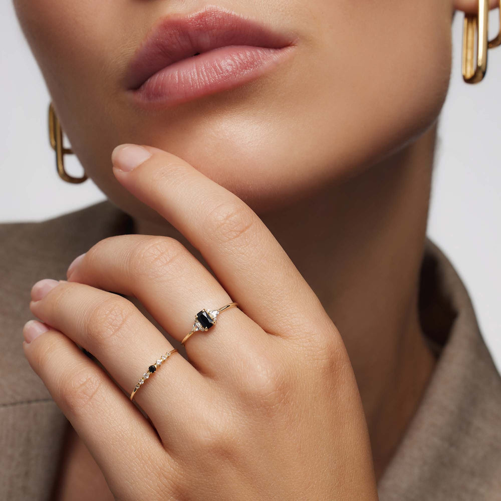 BettyRae™ - Black Spinel Baguette Ring