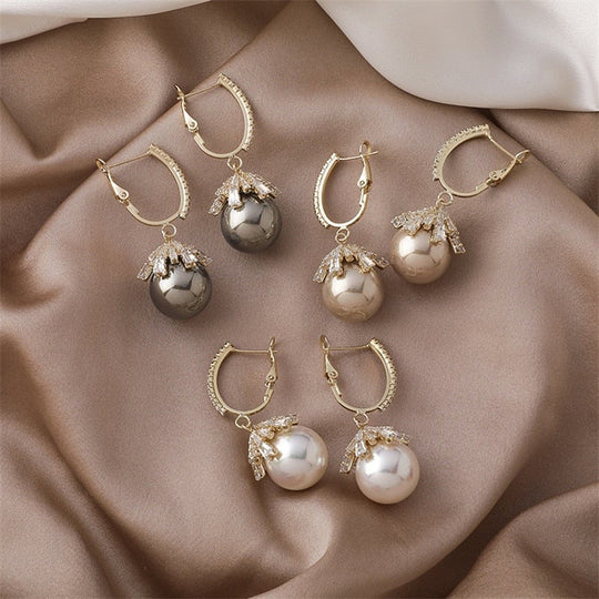 BettyRae - Pearl Drop Earrings