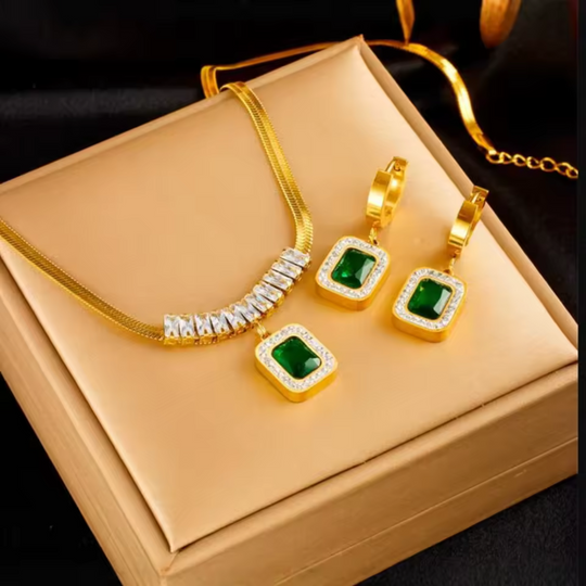 BettyRae - Ravaryn Jewelry Set