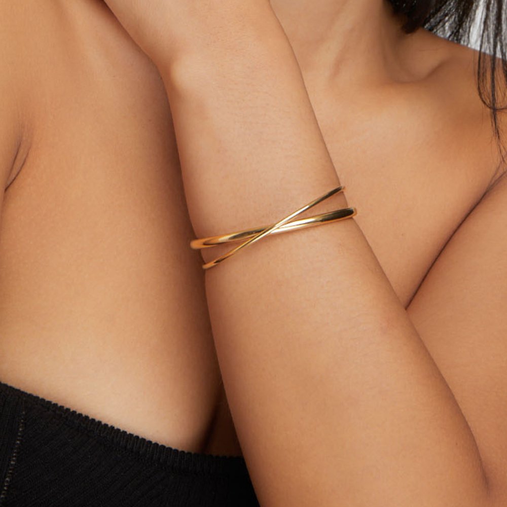 BettyRae - Golden Twist Bracelet