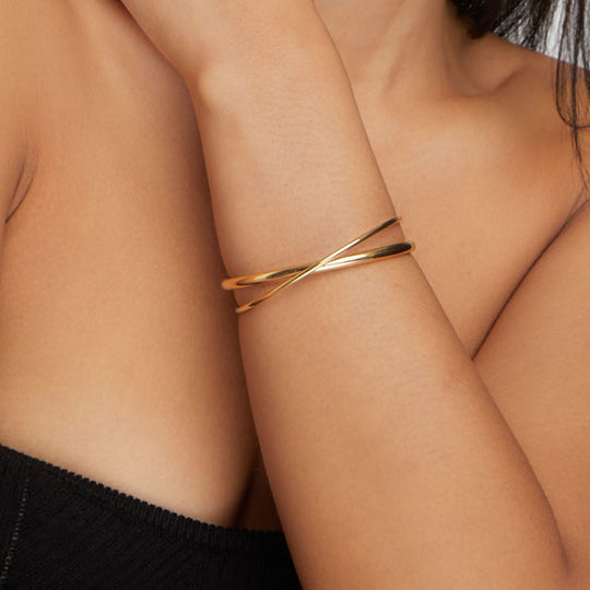 BettyRae - Golden Twist Bracelet