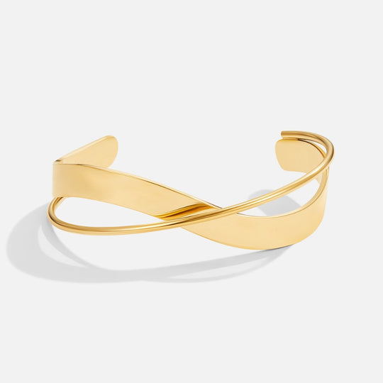 BettyRae - Unique Gold Bangle