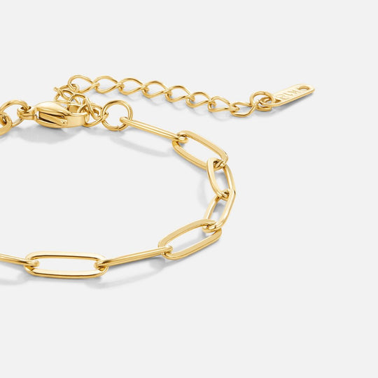 BettyRae - Clip Gold Bracelet